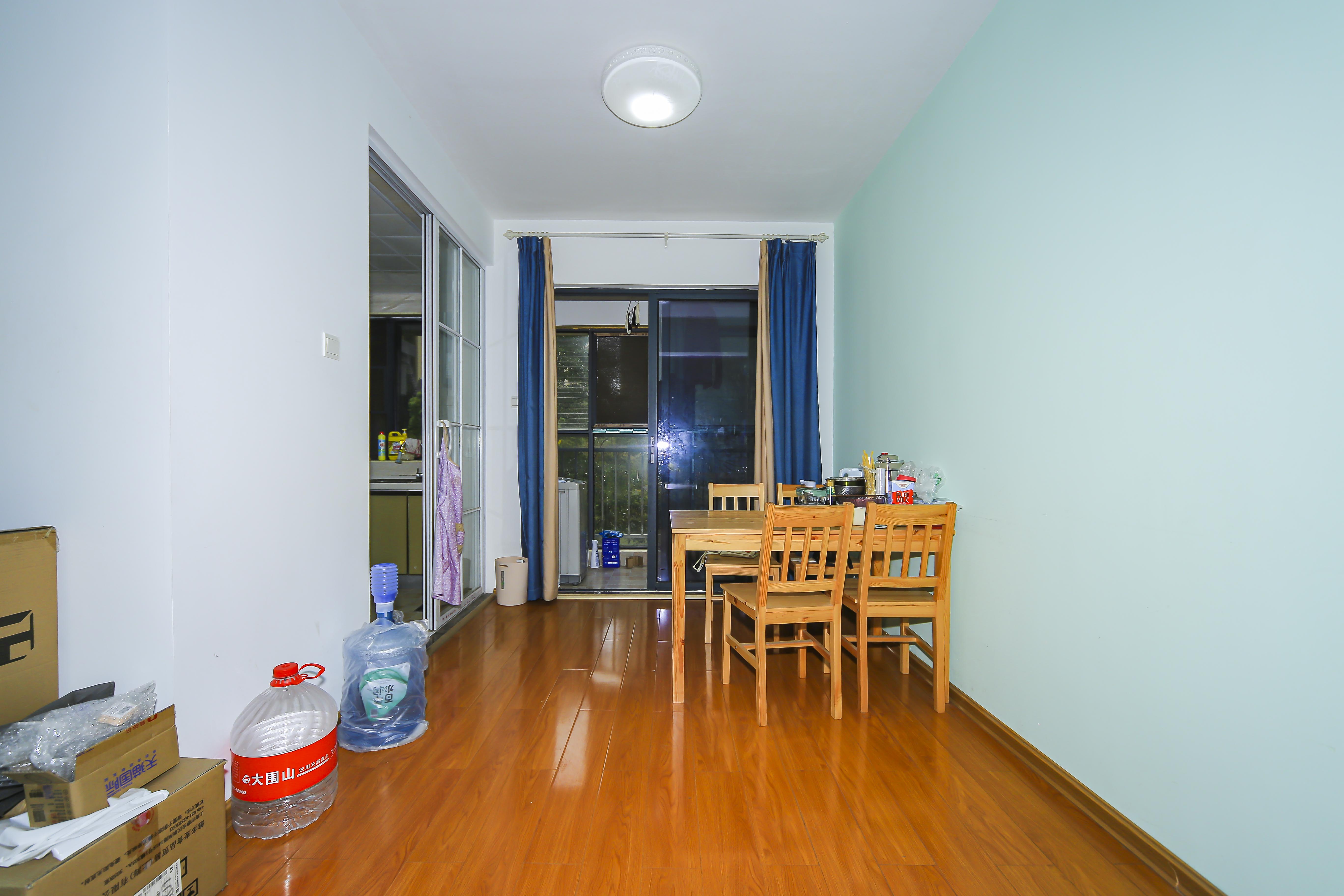 湘熙水郡(观澜海赋家园) 3室2厅2卫 116.00万 湘熙水郡(观澜海赋家园) 3室2厅2卫 116.00万客厅