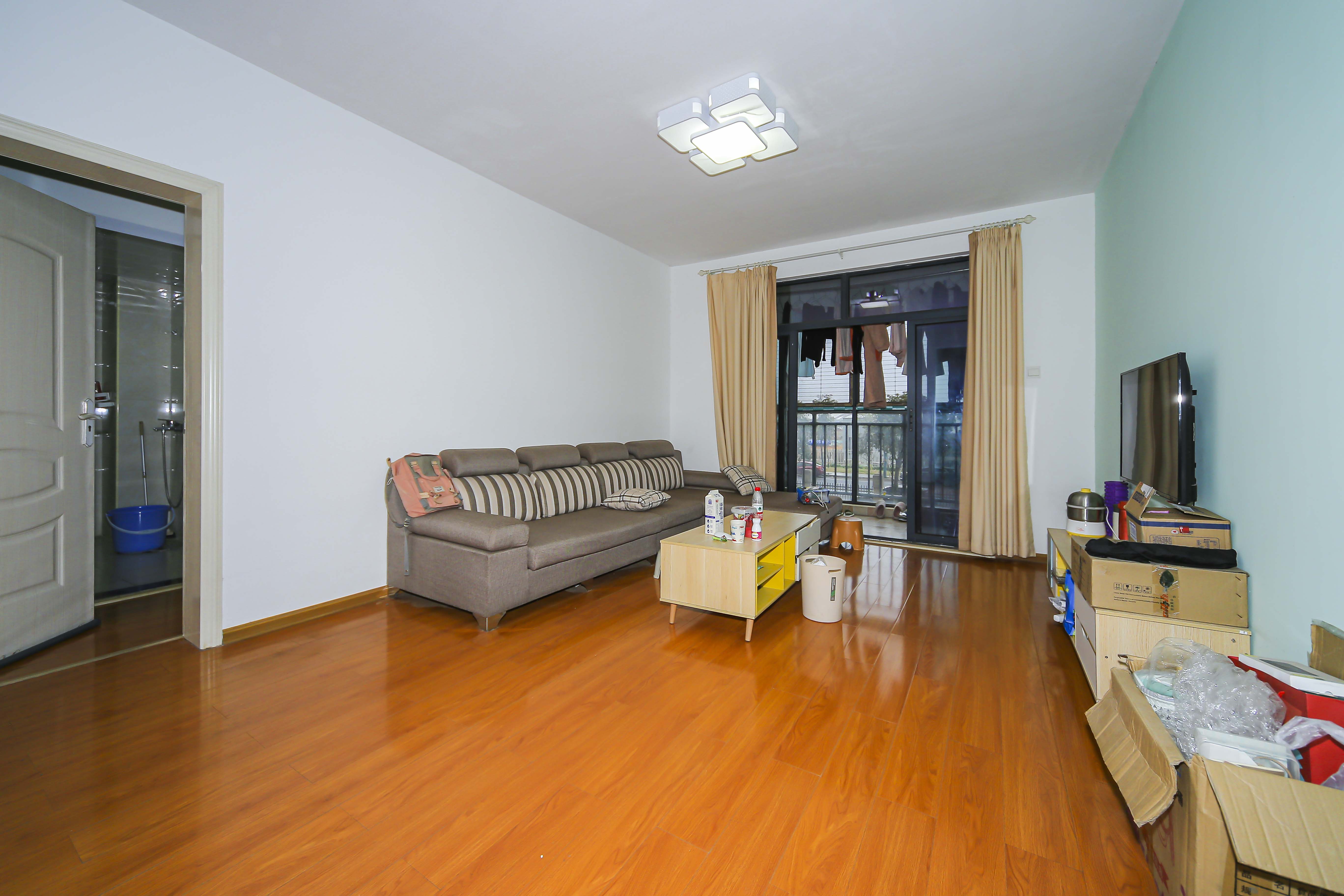 湘熙水郡(观澜海赋家园) 3室2厅2卫 116.00万 湘熙水郡(观澜海赋家园) 3室2厅2卫 116.00万客厅