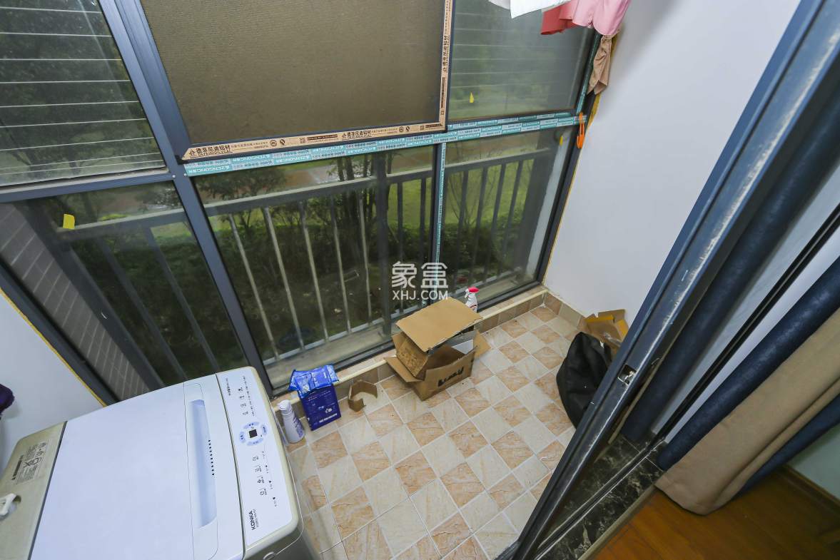 湘熙水郡(观澜海赋家园) 3室2厅2卫 116.00万 湘熙水郡(观澜海赋家园) 3室2厅2卫 116.00万阳台