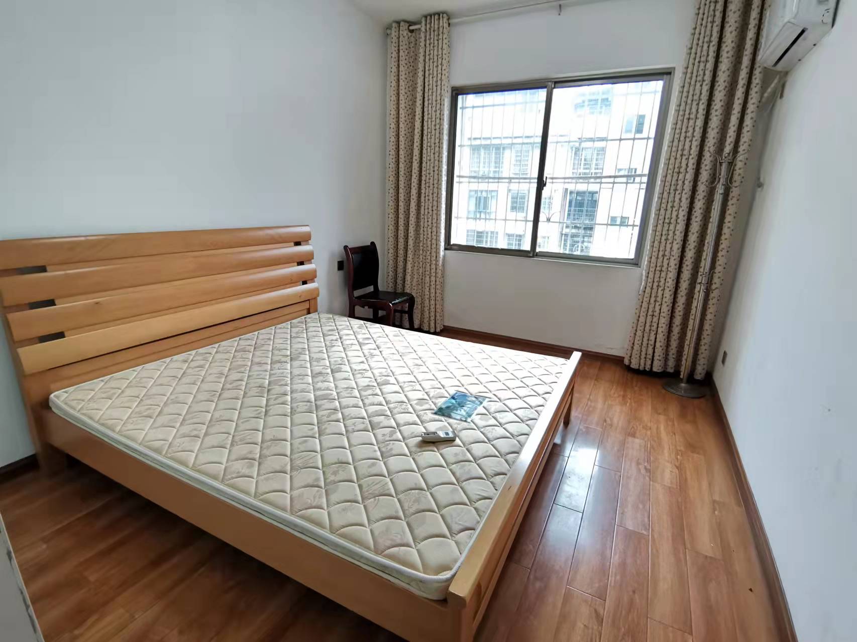 锦绣湘江  4室2厅2卫   1680.00元/月室内图