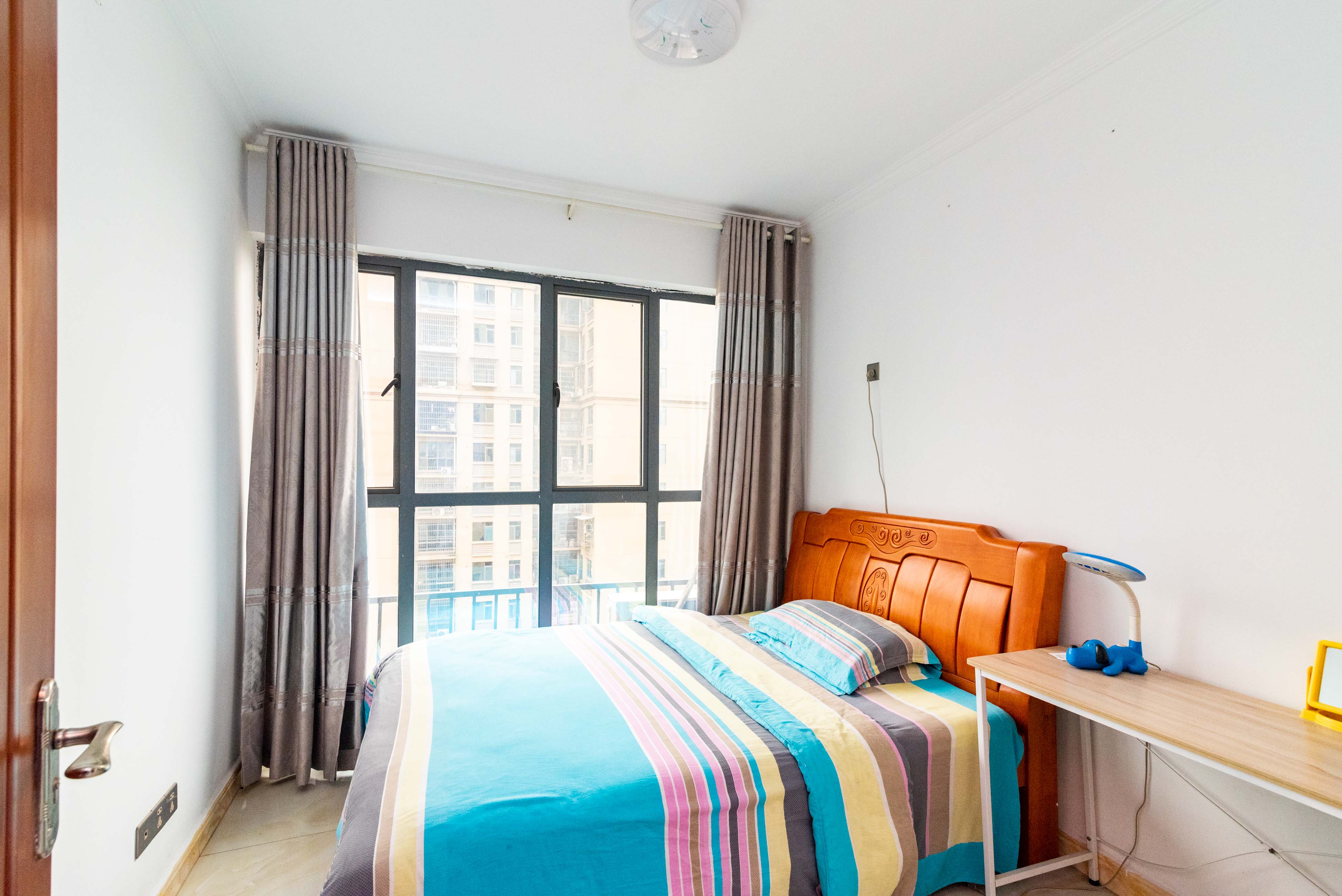 悦湖山  3室2厅1卫    68.0万 悦湖山  3室2厅1卫    68.0万卧室