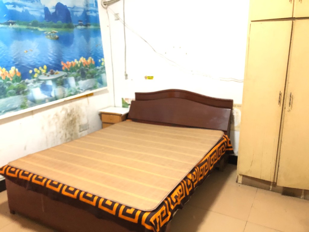 金桃苑小区  1室1厅1卫    400.0元/月 金桃苑小区  1室1厅1卫    400.0元/月室内图