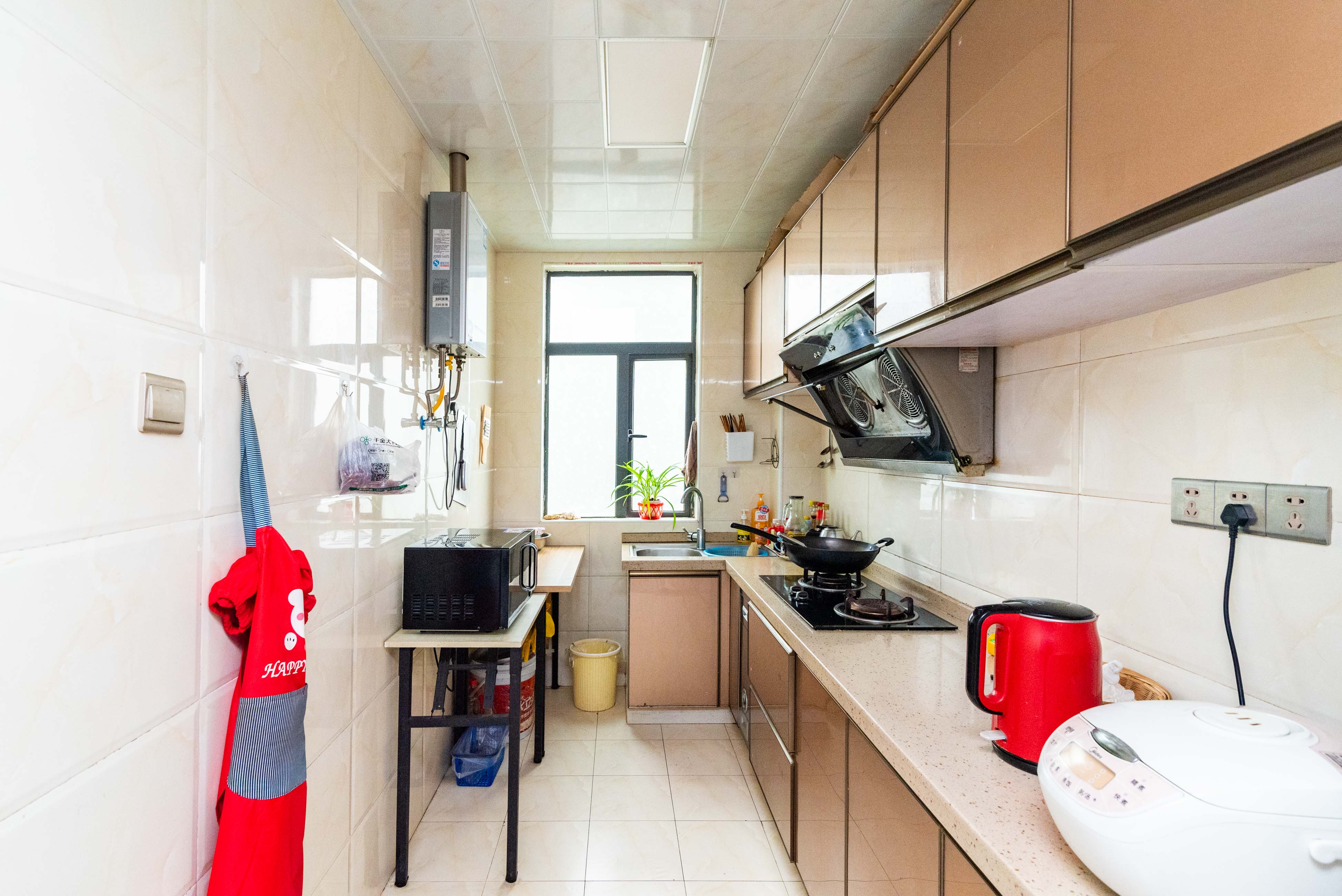 悦湖山  3室2厅1卫    68.0万 悦湖山  3室2厅1卫    68.0万厨房