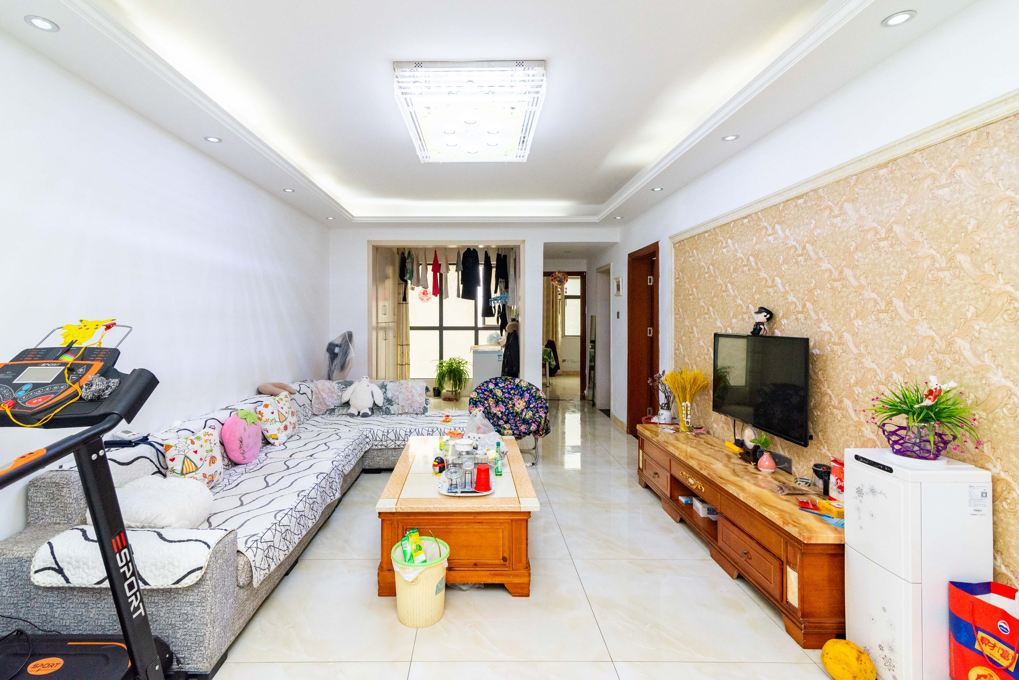 悦湖山  3室2厅1卫    68.0万 悦湖山  3室2厅1卫    68.0万