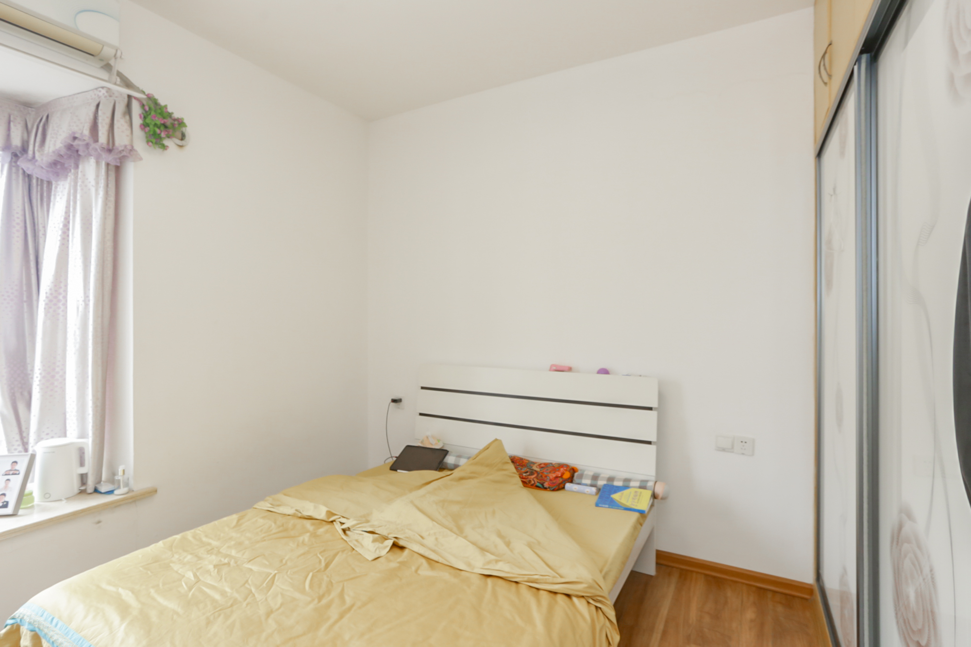 望兴嘉年华（望兴新苑）  2室2厅1卫    85.0万卧室