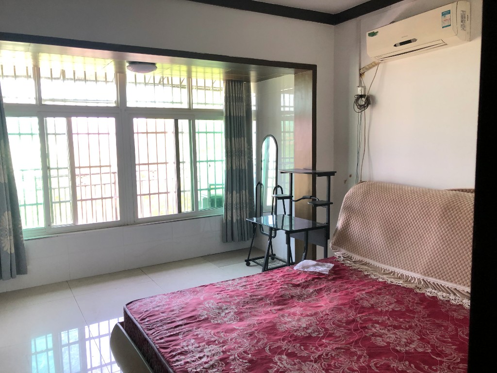 望江花园 2室1厅1卫 46.8万 望江花园 2室1厅1卫 46.8万卧室