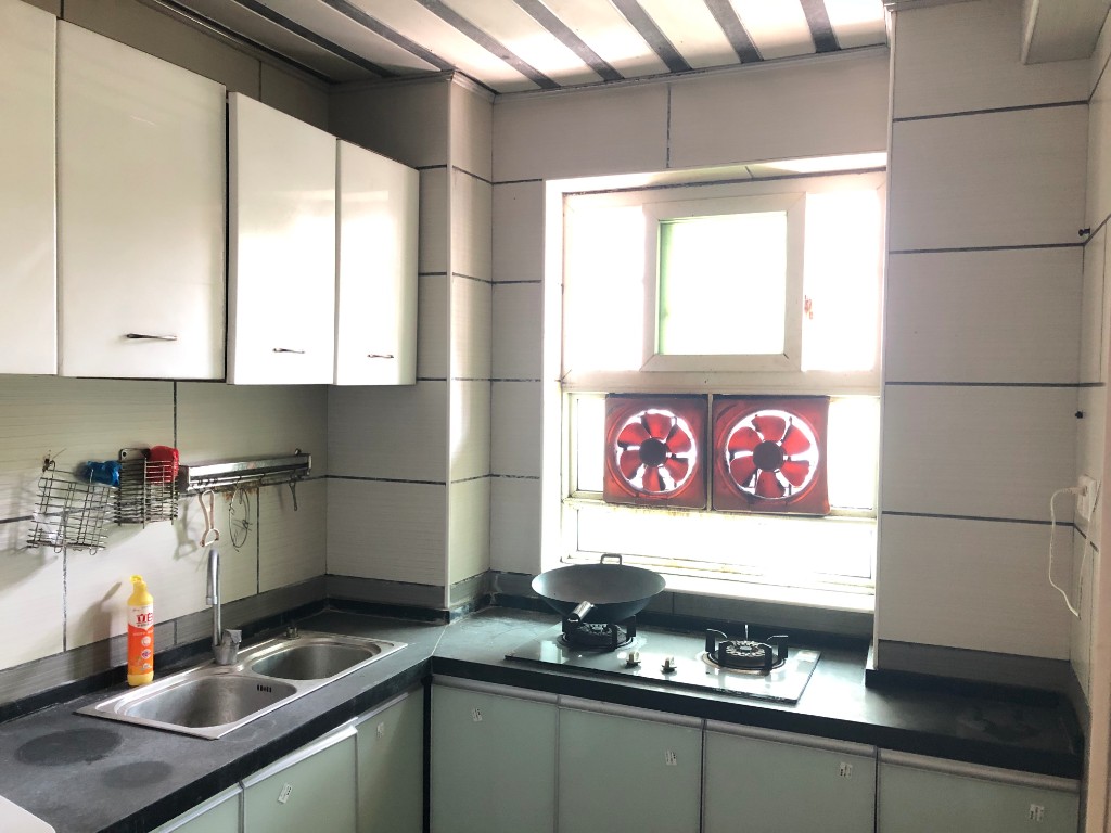 望江花园 2室1厅1卫 46.8万 望江花园 2室1厅1卫 46.8万阳台