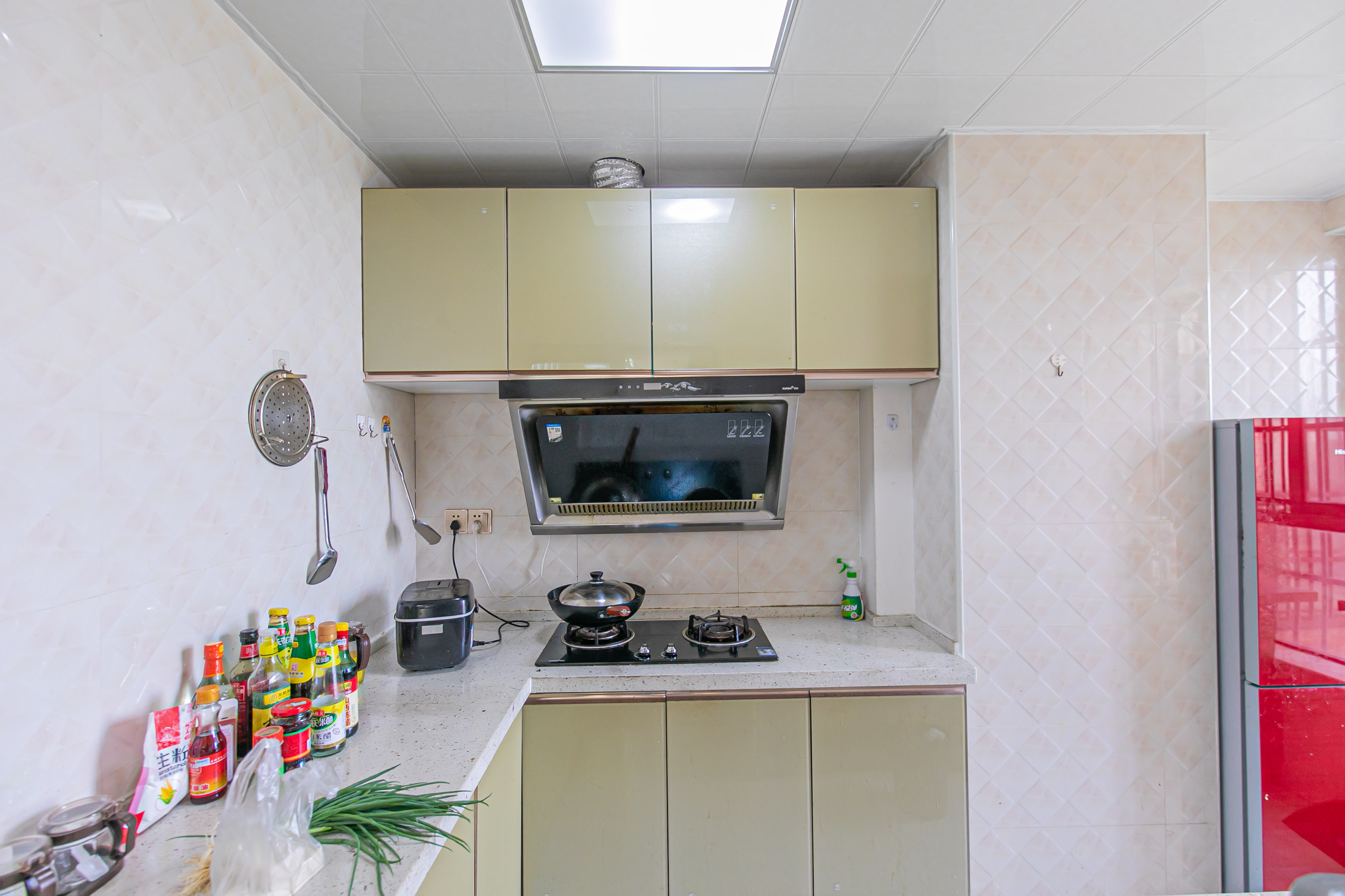 深业睿城 2室2厅1卫 70.0万 深业睿城 2室2厅1卫 70.0万厨房