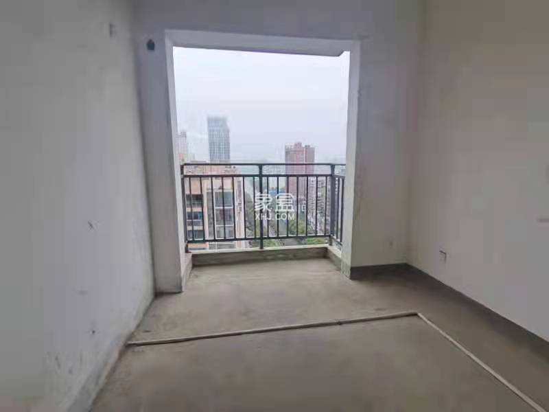 庐山春天早安华晨  4室2厅2卫    70.0万 庐山春天早安华晨  4室2厅2卫    70.0万客厅