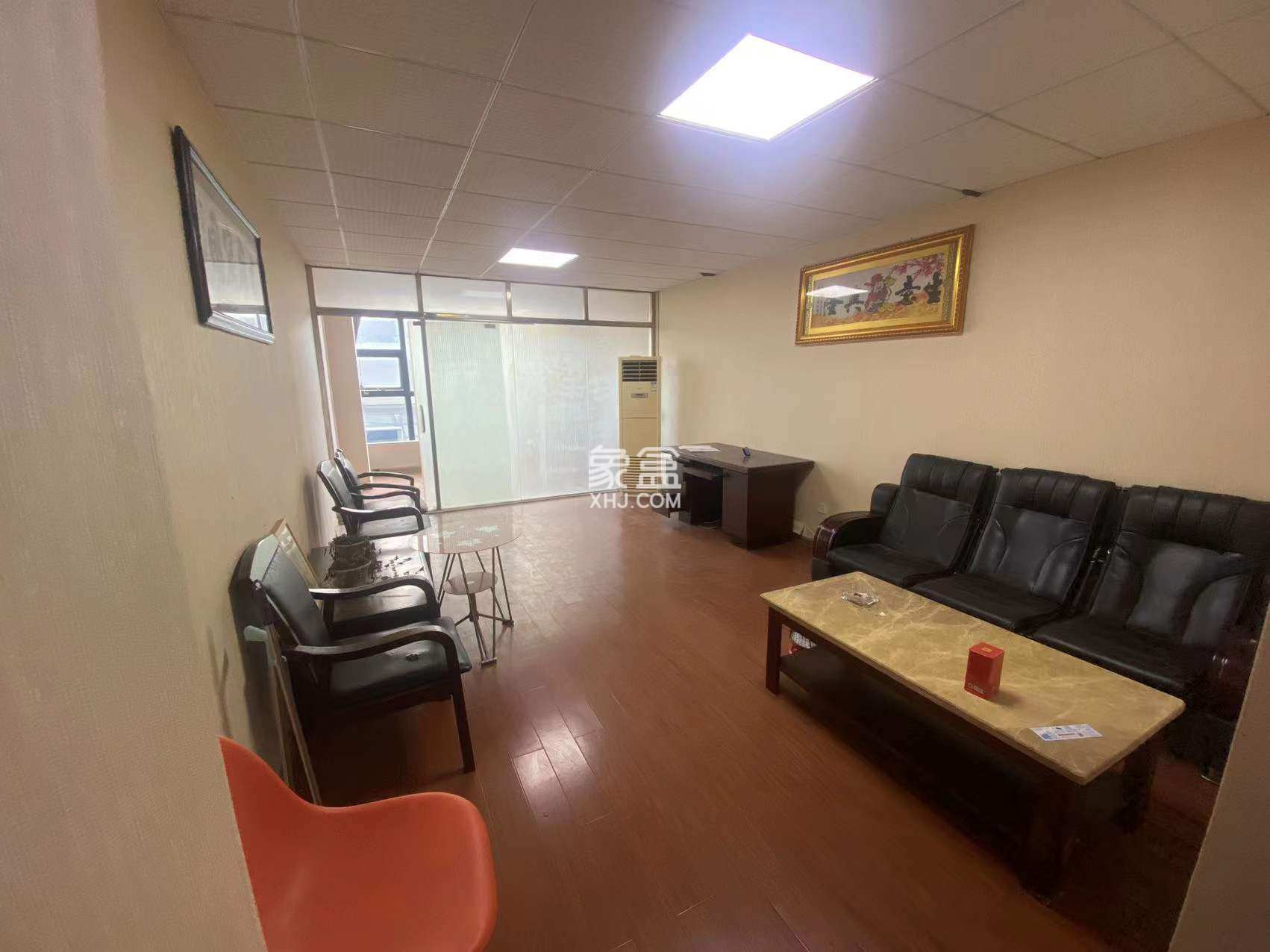 鑫天国际(鑫天偶遇)  1室1厅1卫    1500.0元/月 鑫天国际(鑫天偶遇)  1室1厅1卫    1500.0元/月户型图