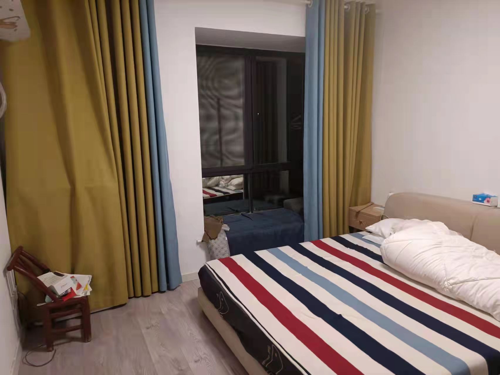 金凤公寓  3室2厅2卫    2100.0元/月 金凤公寓  3室2厅2卫    2100.0元/月室内图