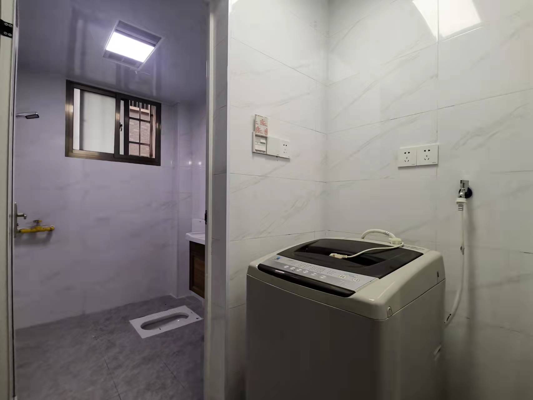 金柘小区  3室1厅1卫   1500.00元/月室内图