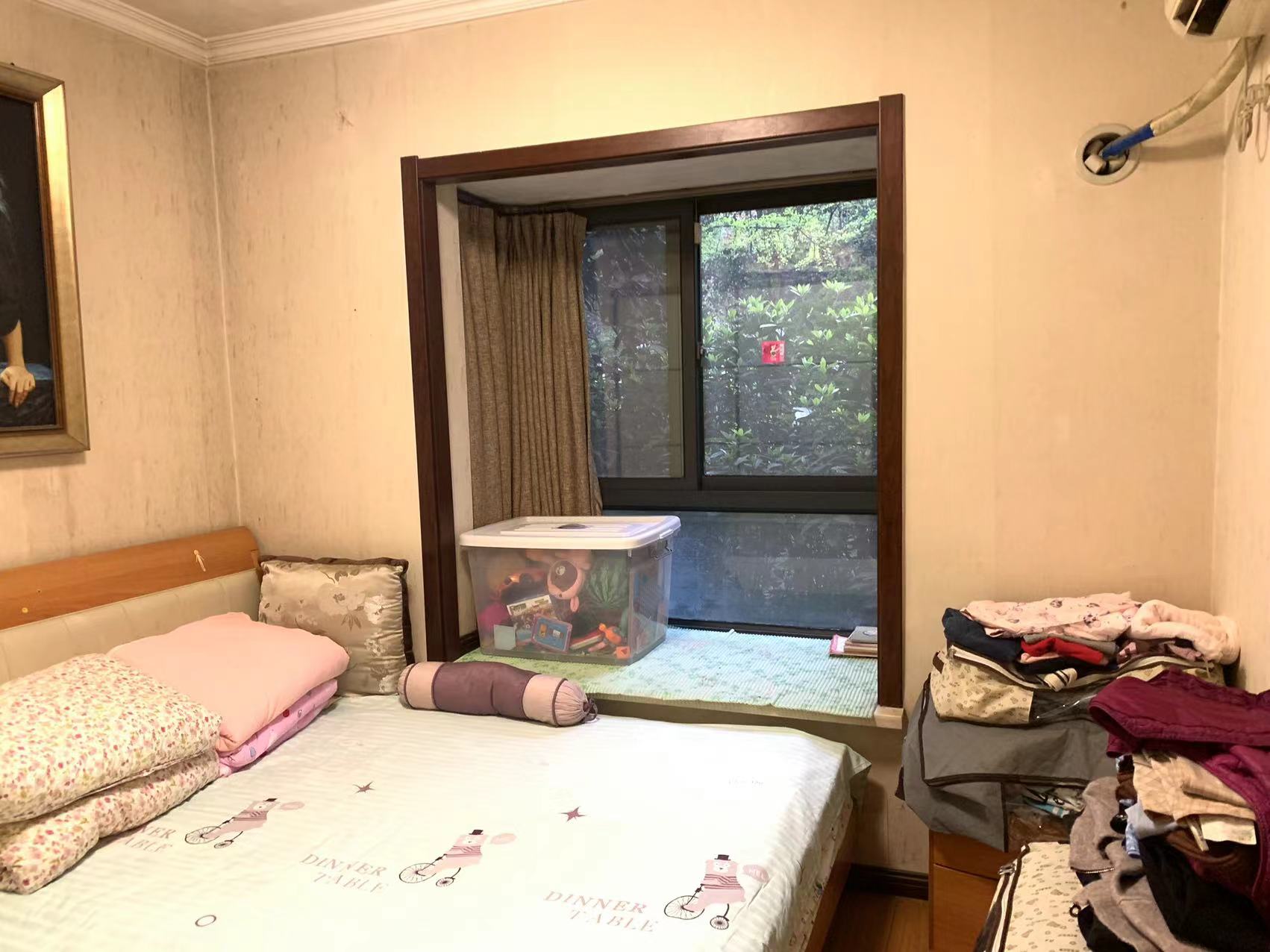 融侨馨苑  3室2厅1卫   240.00万卧室