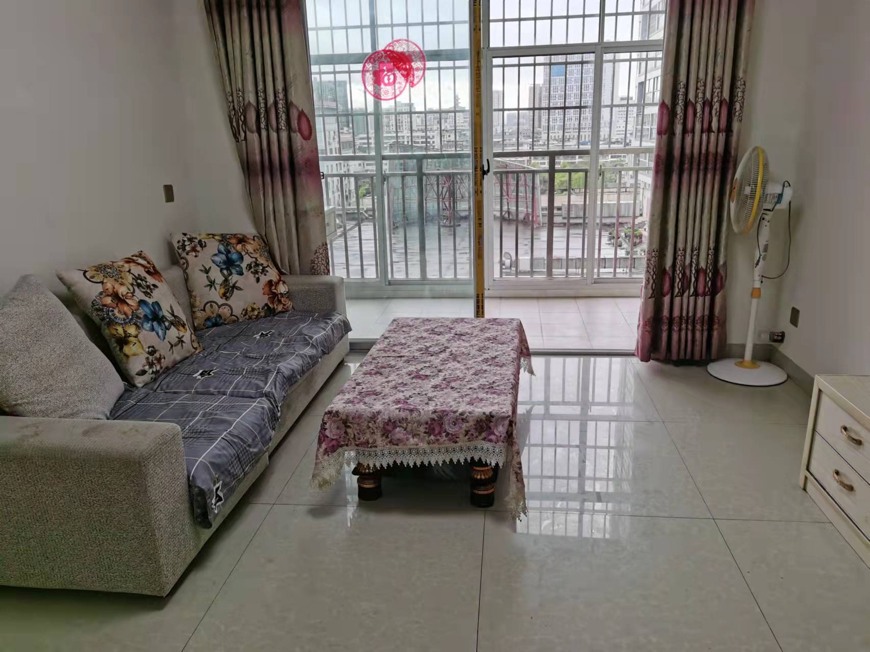 宇元万向城 2室1厅1卫 2400.0元/月 宇元万向城 2室1厅1卫 2400.0元/月室内图