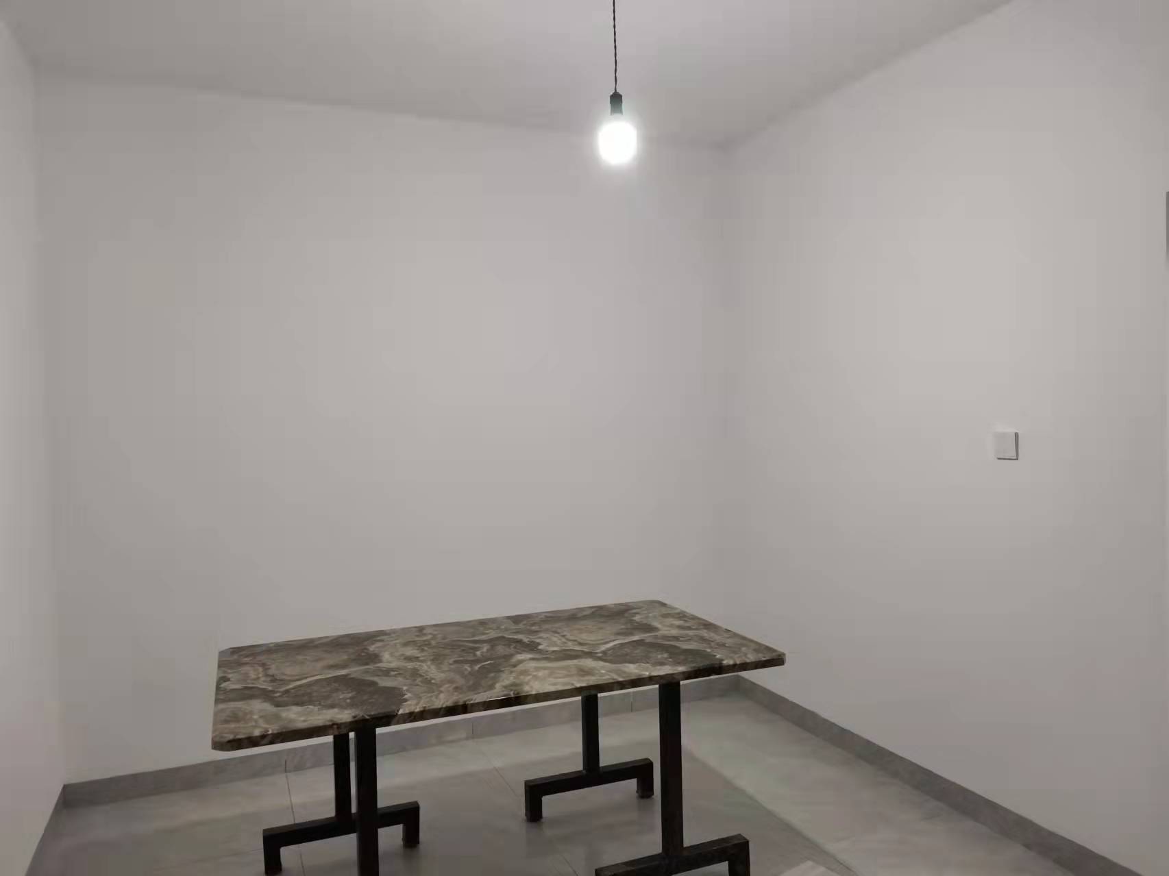 金柘小区  3室1厅1卫   1500.00元/月室内图
