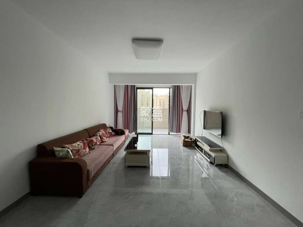 南湖世纪  2室2厅1卫    2300.0元/月