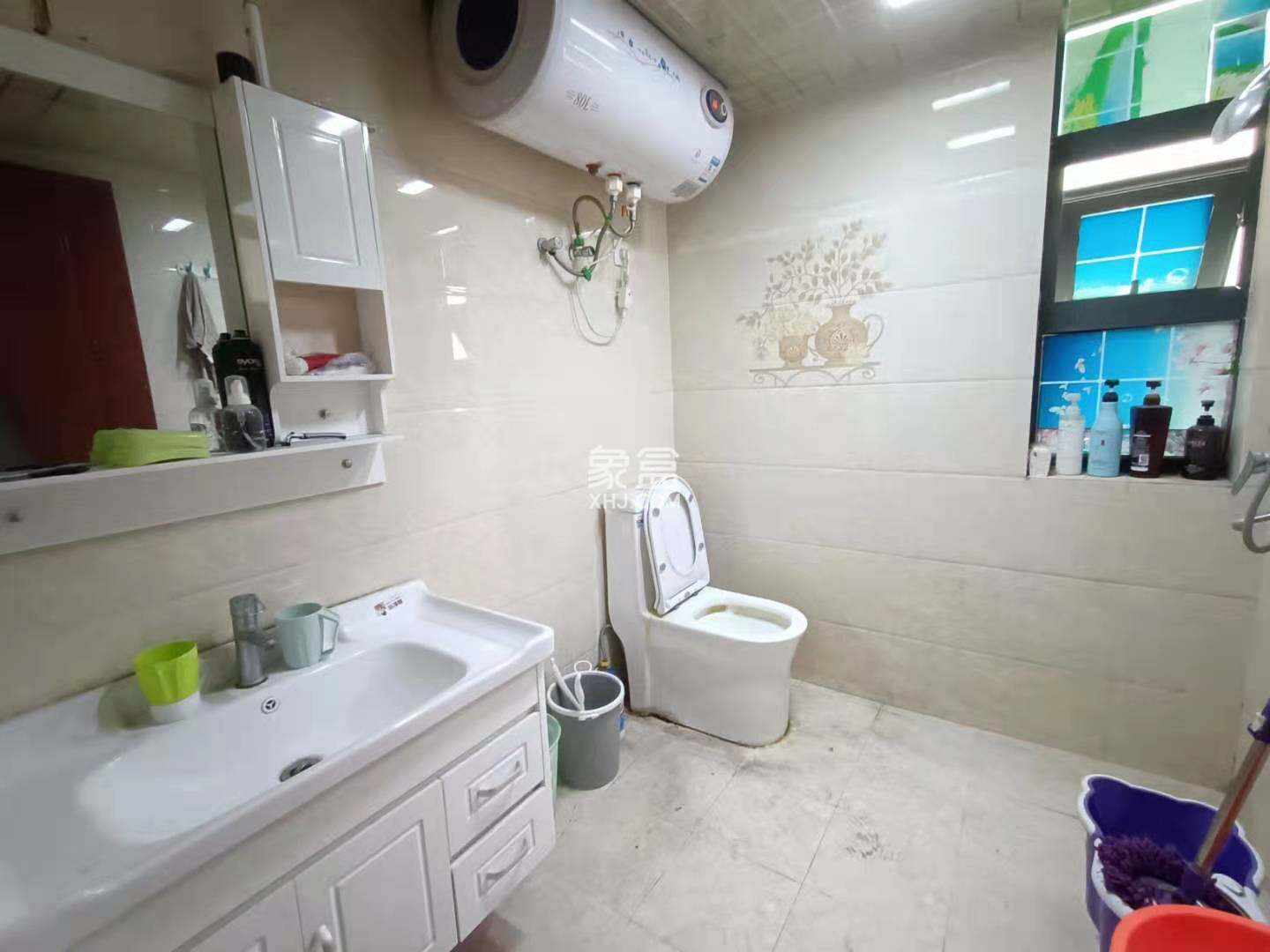 中天会展城B区  2室1厅1卫   2600.00元/月室内图