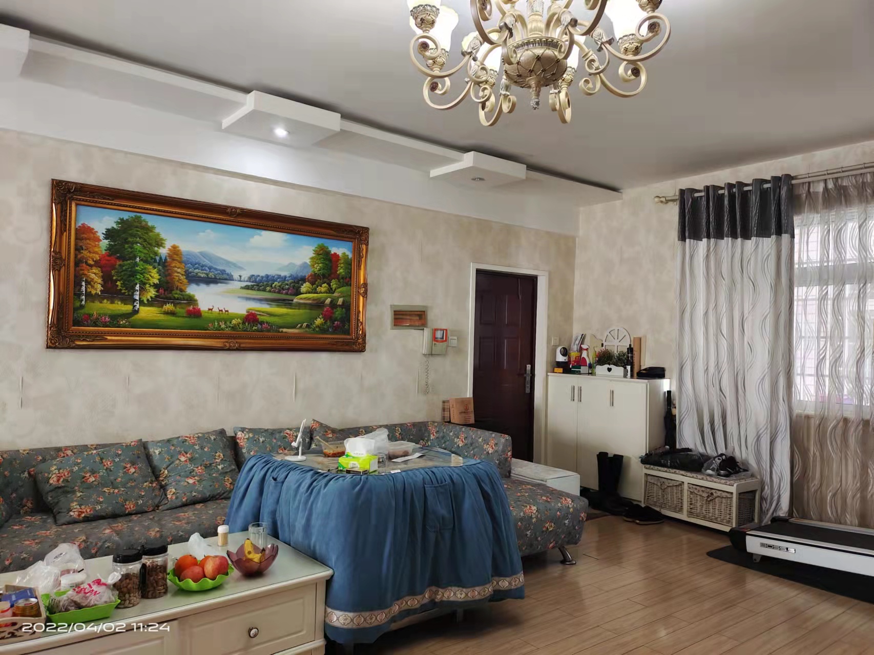 八方茗苑  3室2厅2卫    65.0万 八方茗苑  3室2厅2卫    65.0万客厅