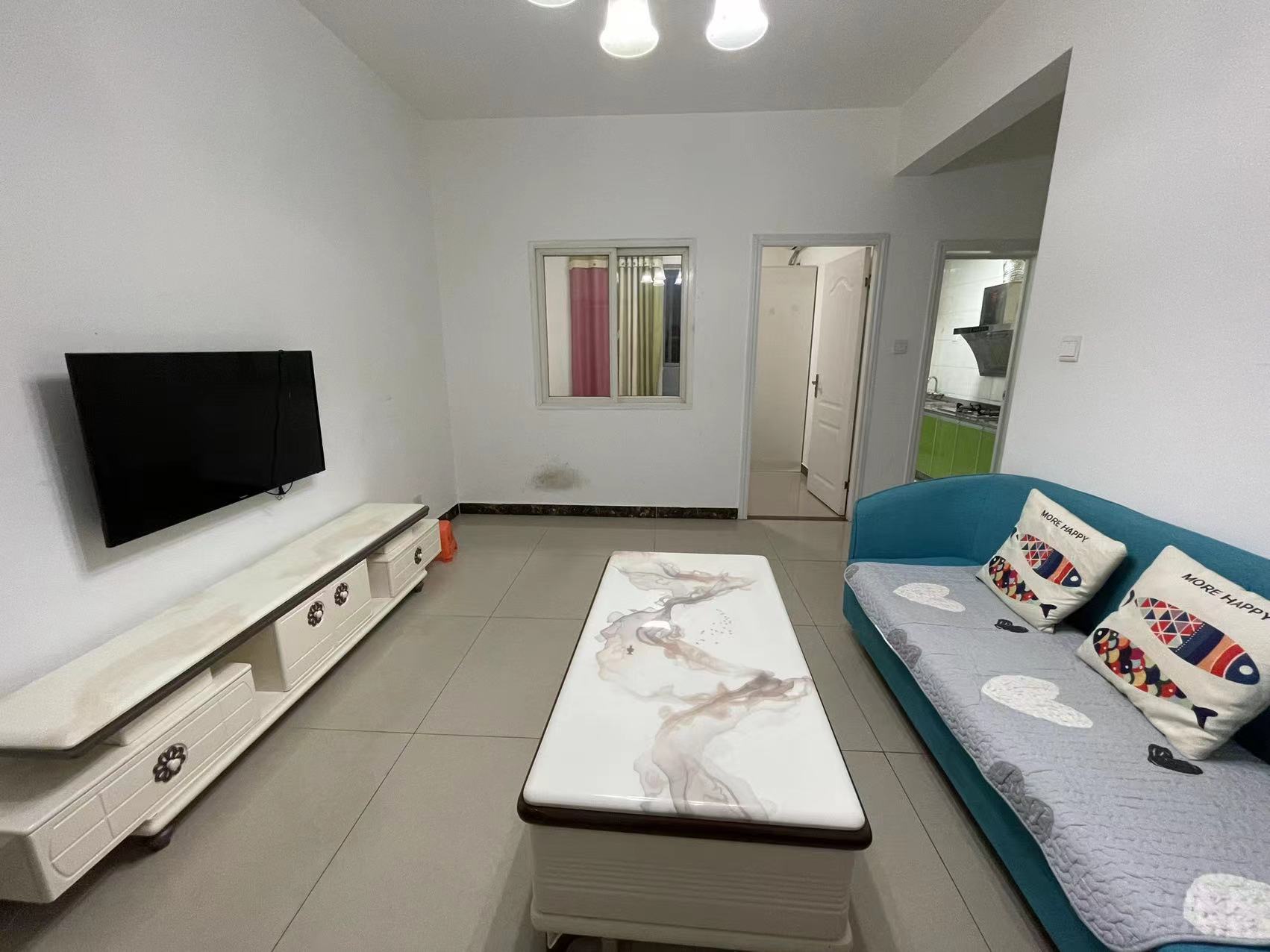 南湖锦苑 1室1厅1卫 1700.0元/月 南湖锦苑 1室1厅1卫 1700.0元/月室内图