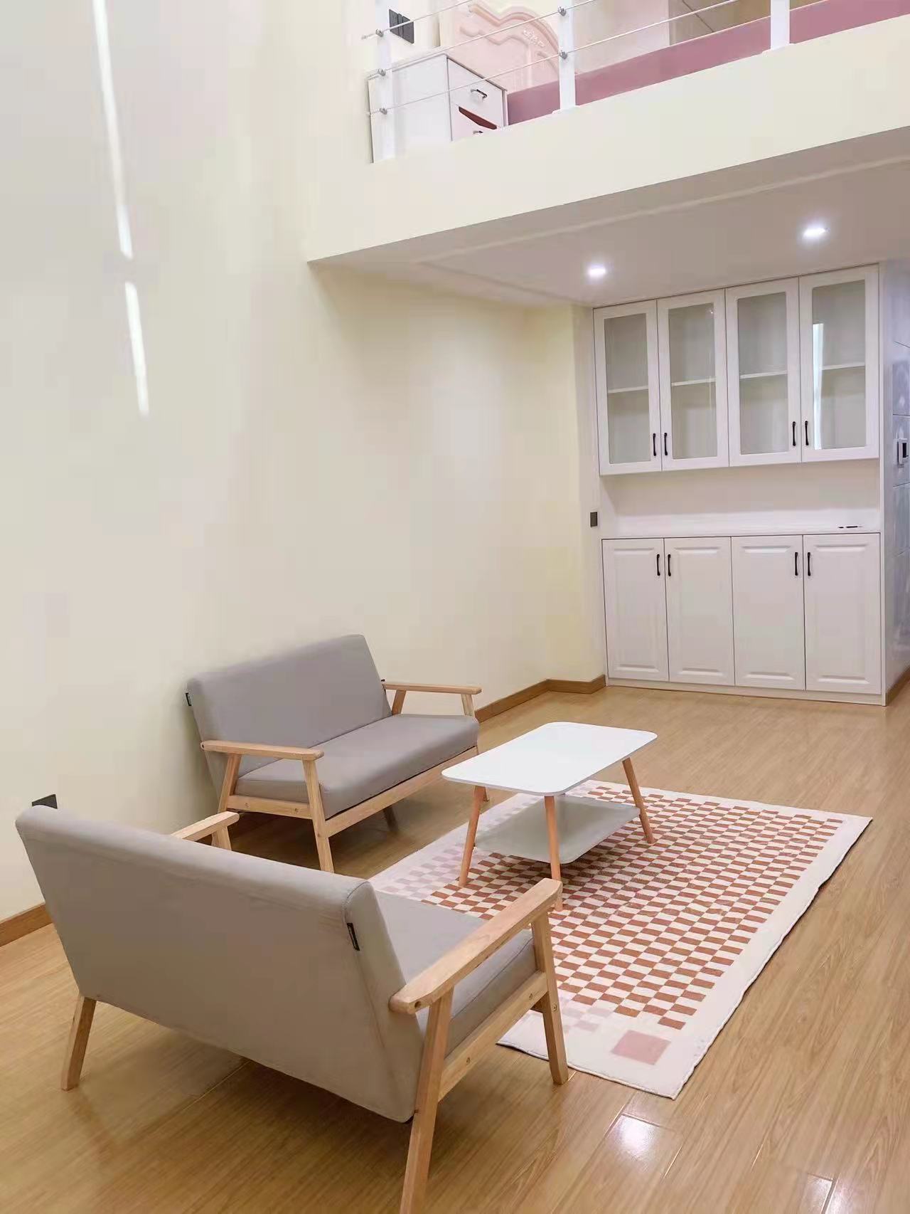 万恒公馆 1室1厅1卫 40.0万 万恒公馆 1室1厅1卫 40.0万客厅