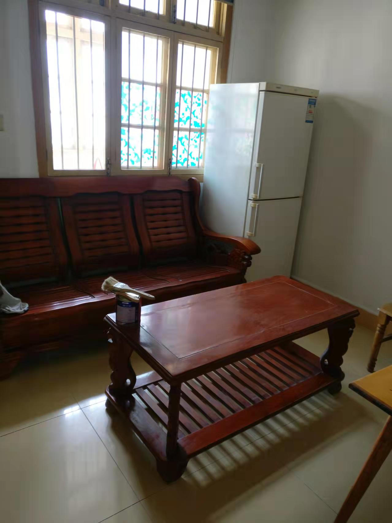 晓塘安置区 2室2厅1卫 1200.0元/月 晓塘安置区 2室2厅1卫 1200.0元/月室内图