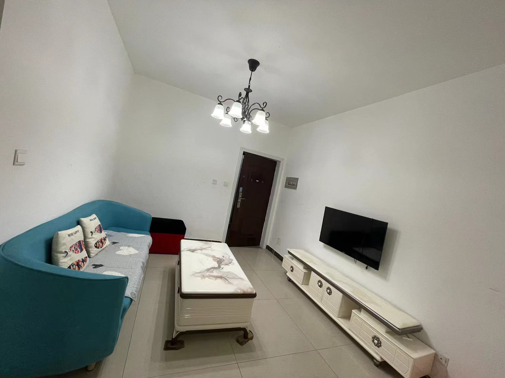 南湖锦苑 1室1厅1卫 1700.0元/月 南湖锦苑 1室1厅1卫 1700.0元/月室内图