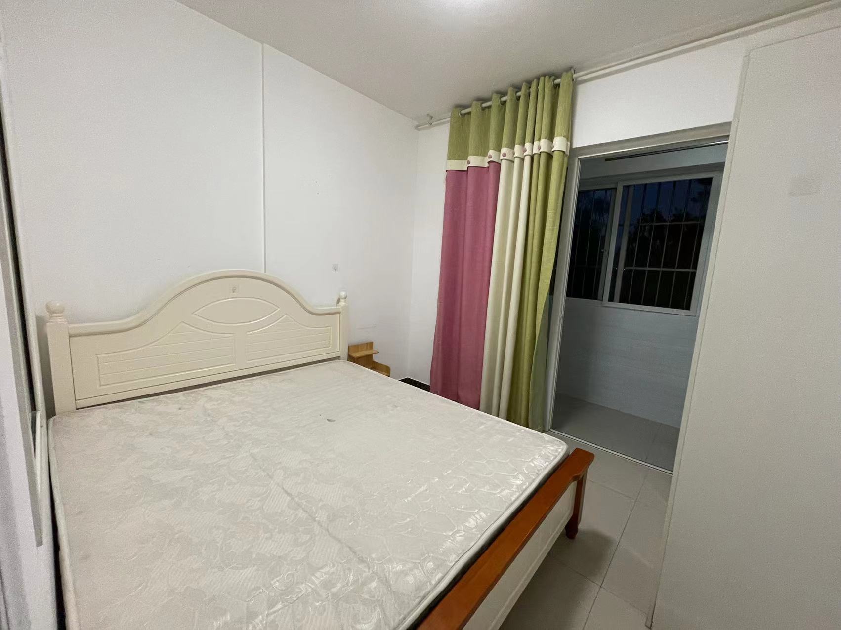 南湖锦苑 1室1厅1卫 1700.0元/月 南湖锦苑 1室1厅1卫 1700.0元/月室内图