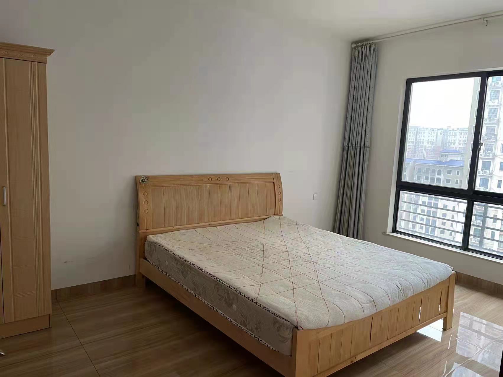 熙园壹号 3室2厅2卫 2400.0元/月 熙园壹号 3室2厅2卫 2400.0元/月室内图