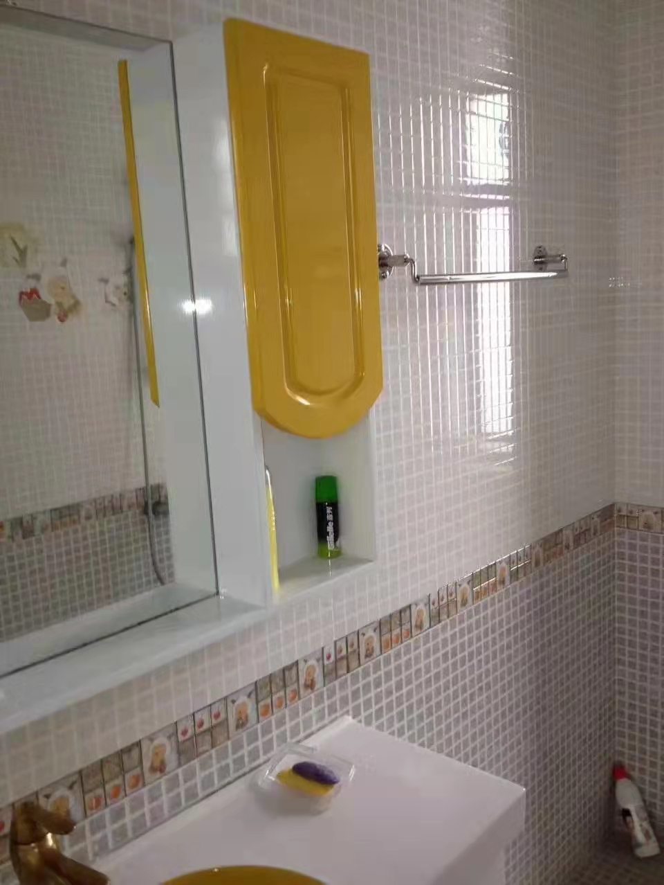 愉景湾东域  2室2厅1卫    1800.0元/月 愉景湾东域  2室2厅1卫    1800.0元/月室内图