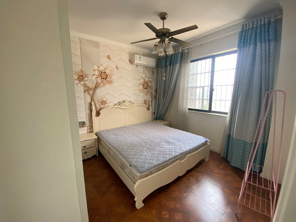 紫荆华庭 2室2厅2卫 2000.0元/月 紫荆华庭 2室2厅2卫 2000.0元/月室内图