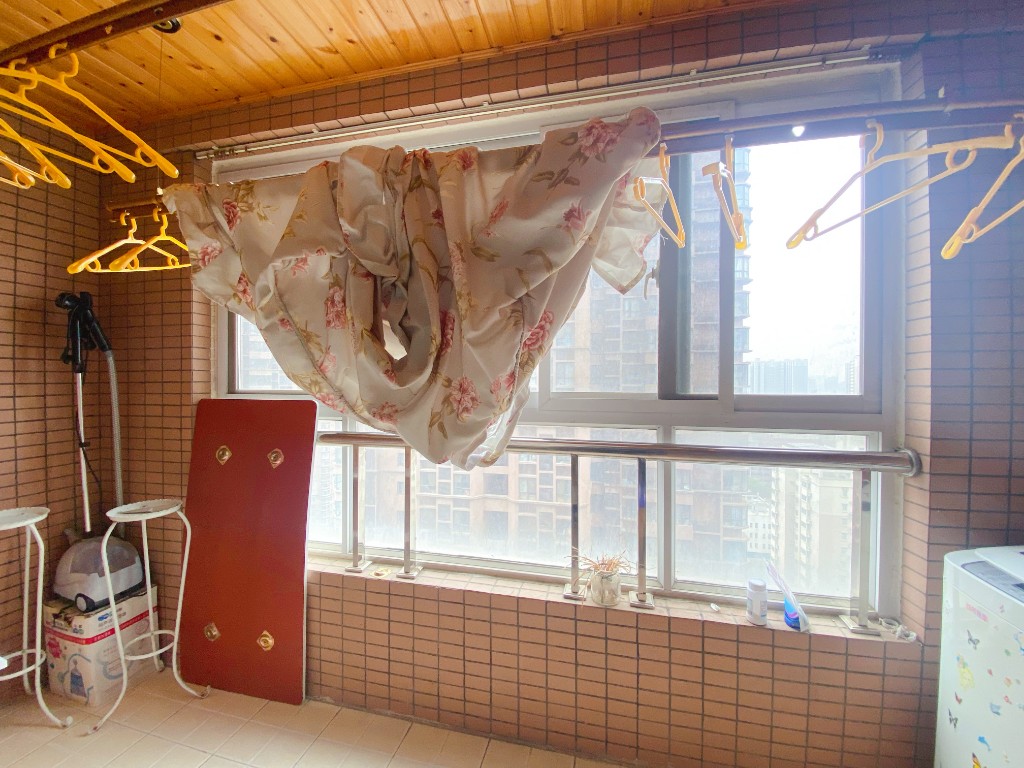 华城泊郡  2室2厅1卫   2900.00元/月室内图