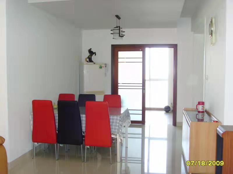 紫苑江岸 3室2厅2卫 70.0万 紫苑江岸 3室2厅2卫 70.0万客厅