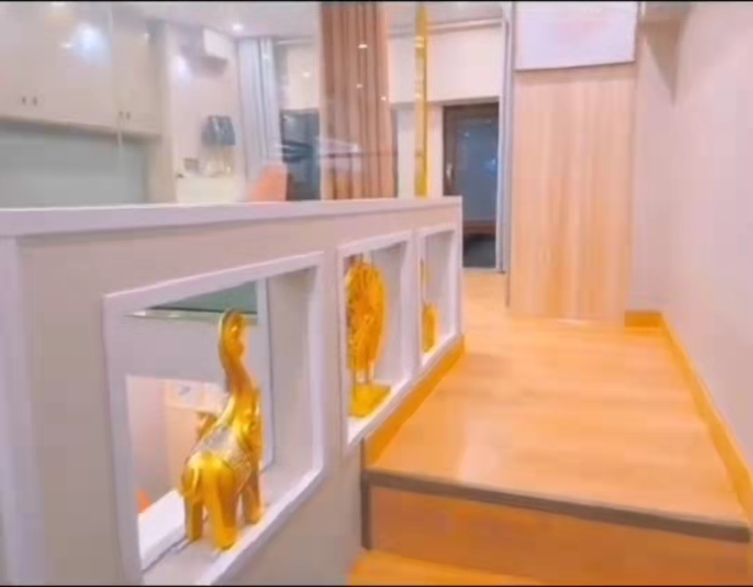 青春里 2室2厅1卫 1980.0元/月 青春里 2室2厅1卫 1980.0元/月室内图