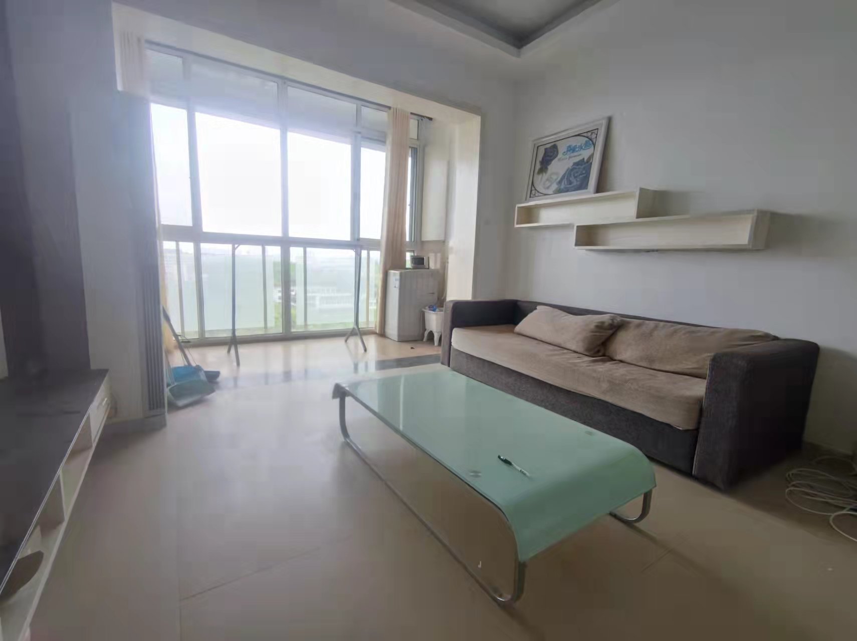 书香名邸一期  1室1厅1卫    1400.0元/月 书香名邸一期  1室1厅1卫    1400.0元/月小区图