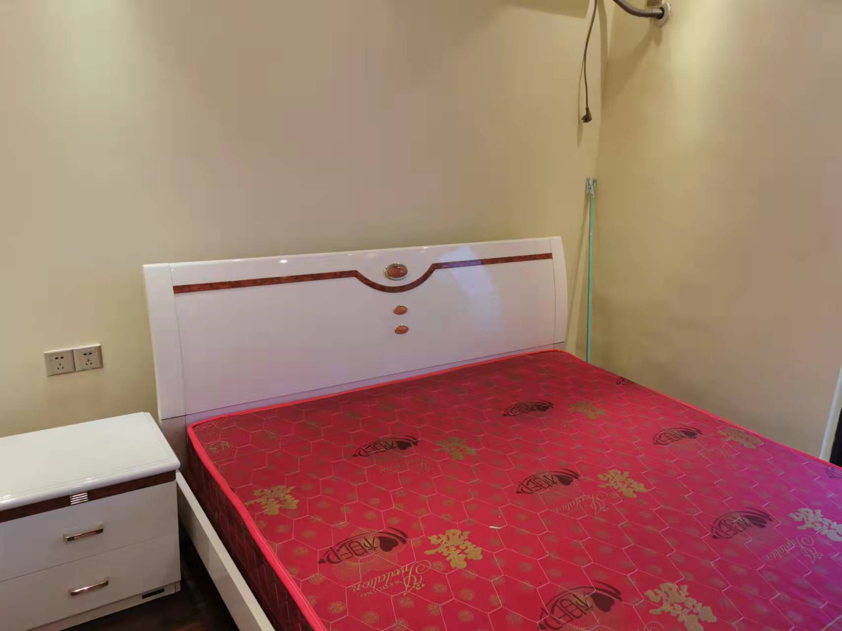 万豪城市花园 1室1厅1卫 1300.0元/月 万豪城市花园 1室1厅1卫 1300.0元/月室内图