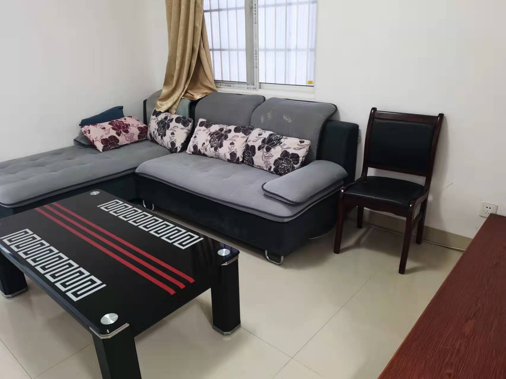 先锋银座 1室1厅1卫 1400.0元/月 先锋银座 1室1厅1卫 1400.0元/月室内图