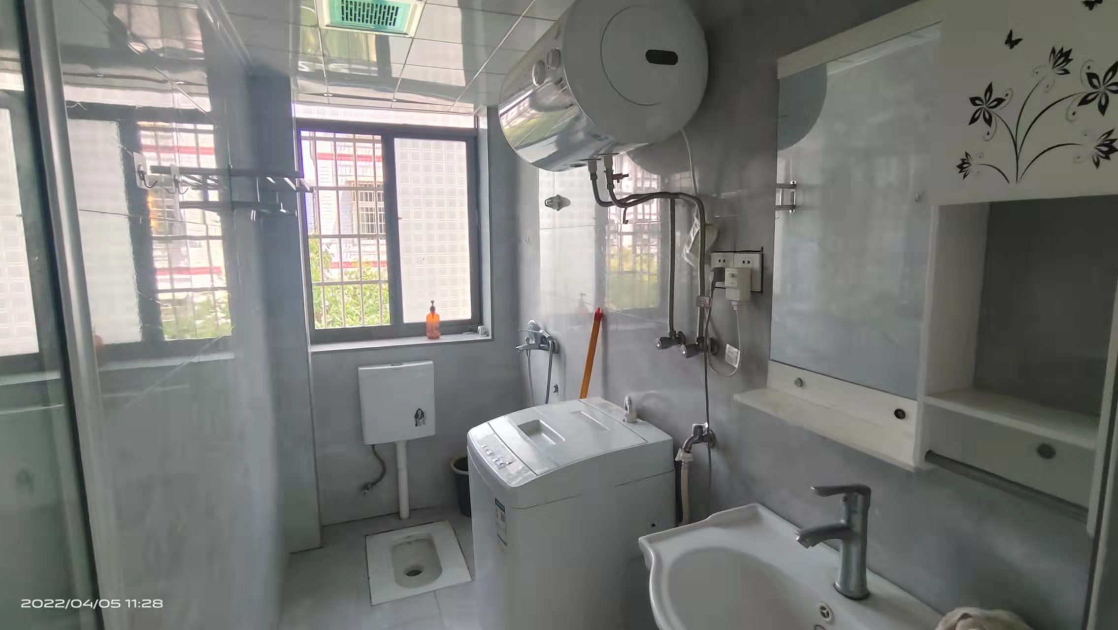 羊舞岭小区  1室1厅1卫    800.0元/月 羊舞岭小区  1室1厅1卫    800.0元/月室内图