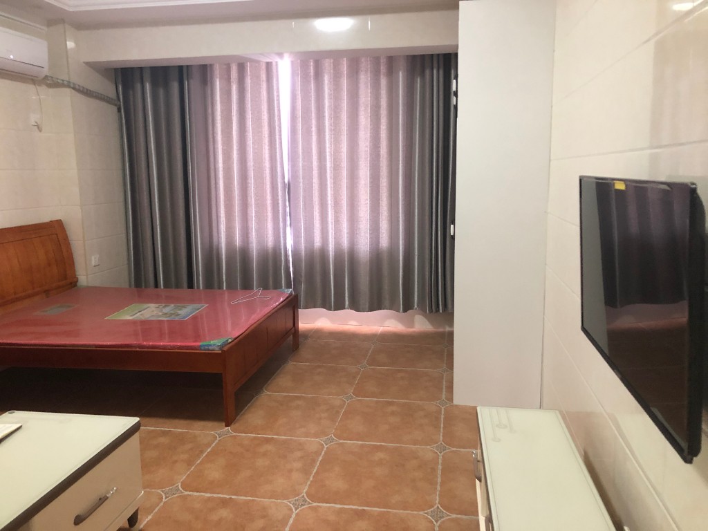 桥南创业大厦  1室1厅1卫    1000.0元/月 桥南创业大厦  1室1厅1卫    1000.0元/月室内图