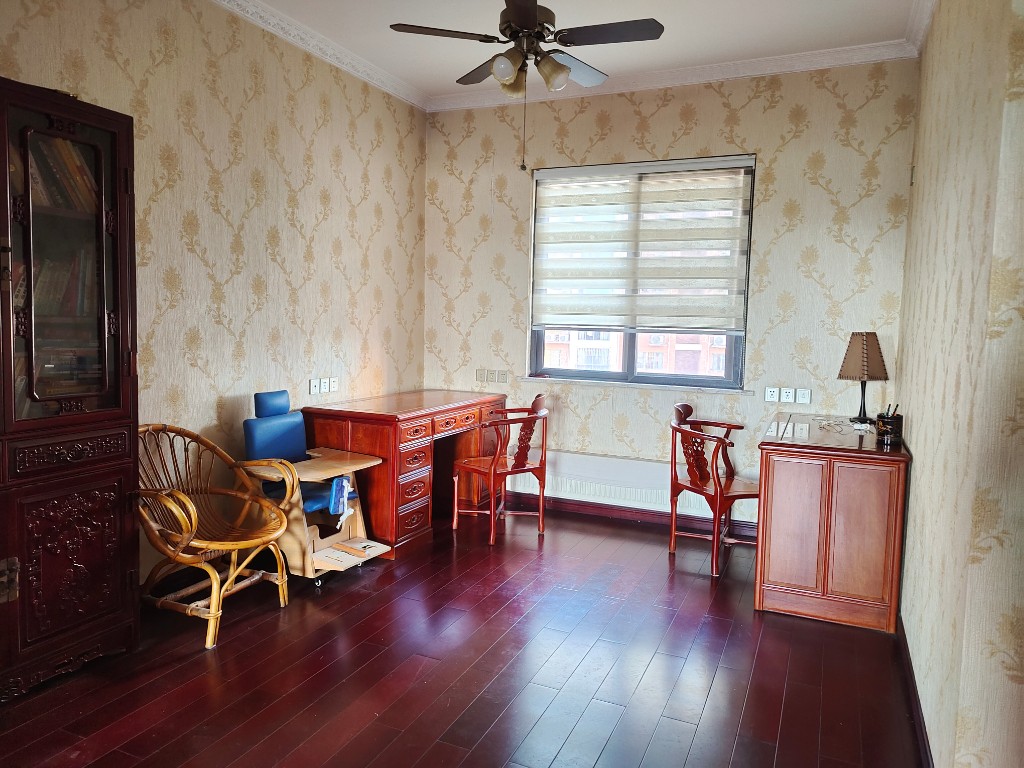 331南方印象 3室2厅2卫 78.0万 331南方印象 3室2厅2卫 78.0万客厅