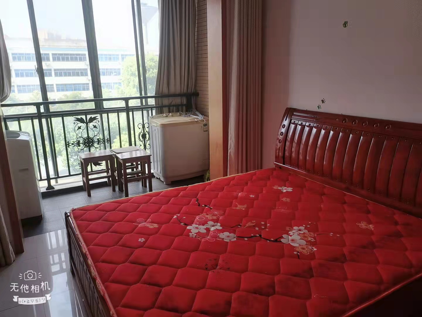 东方新城  1室1厅1卫    1000.0元/月 东方新城  1室1厅1卫    1000.0元/月室内图