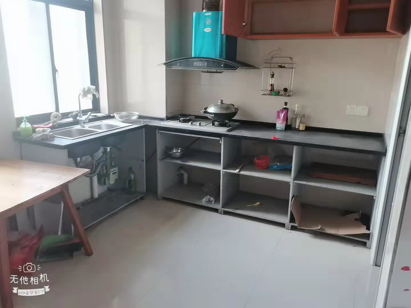 东方新城  1室1厅1卫    1000.0元/月 东方新城  1室1厅1卫    1000.0元/月室内图