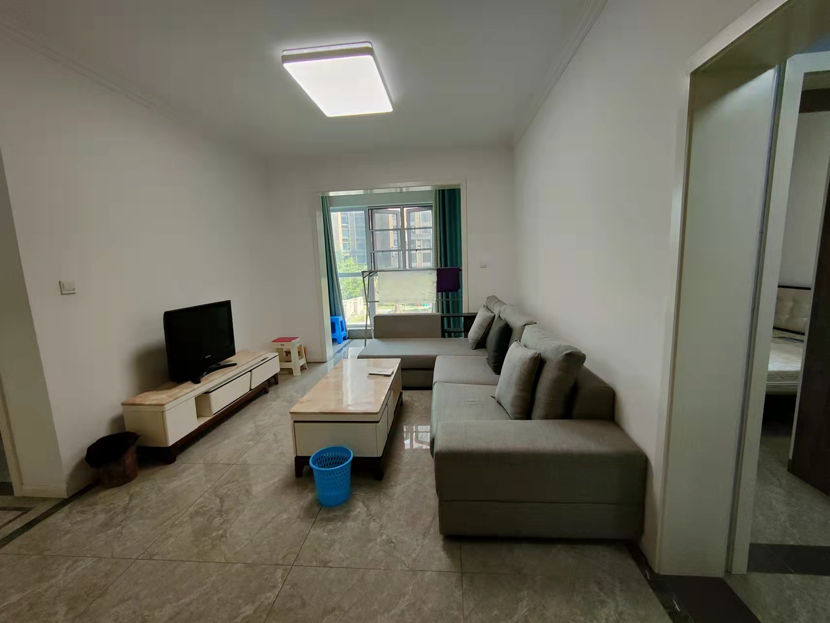 华汇天地  3室1厅2卫    2200.0元/月 华汇天地  3室1厅2卫    2200.0元/月