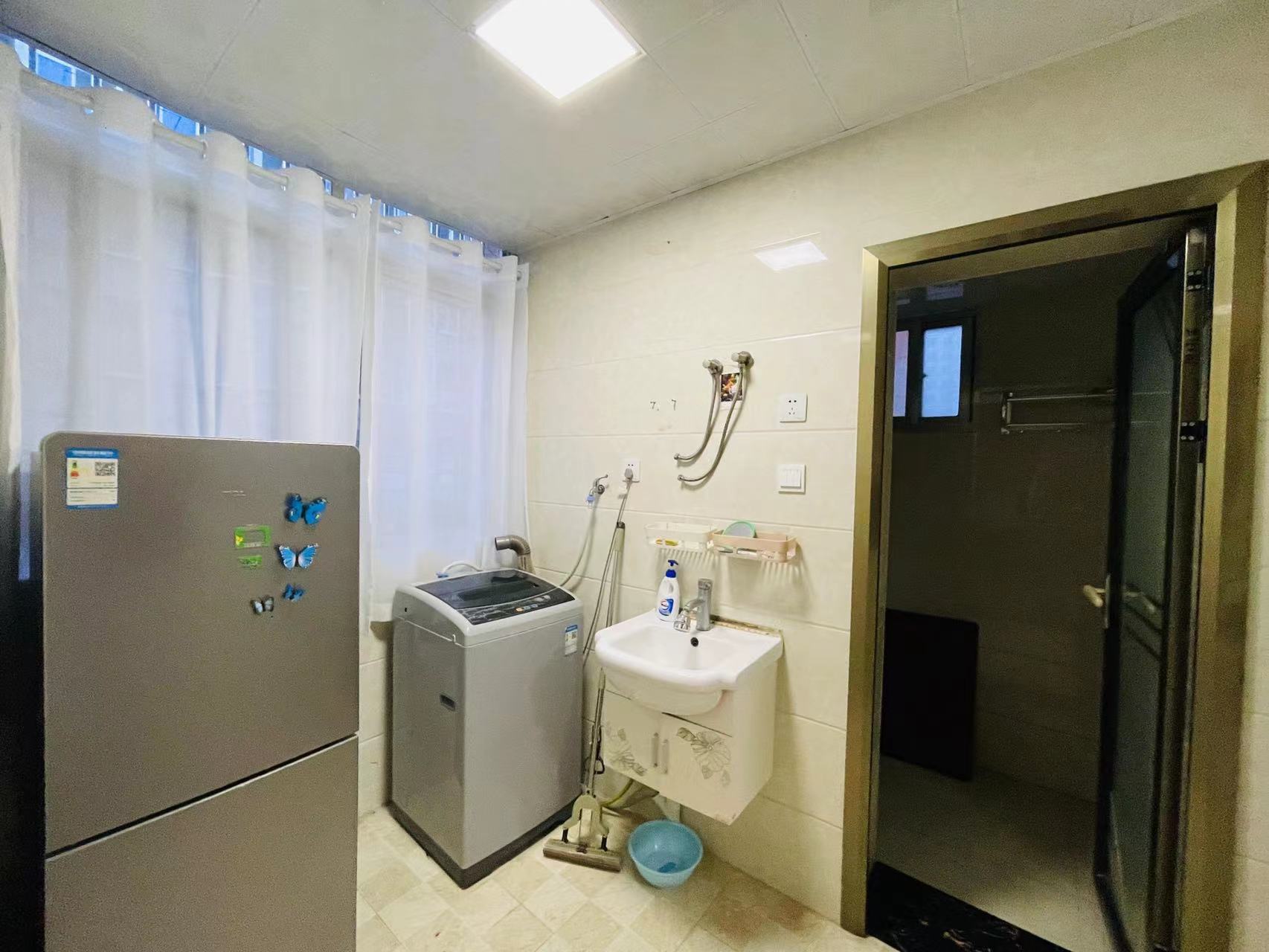 董家塅沿河三村 3室1厅1卫 32.0万 董家塅沿河三村 3室1厅1卫 32.0万客厅