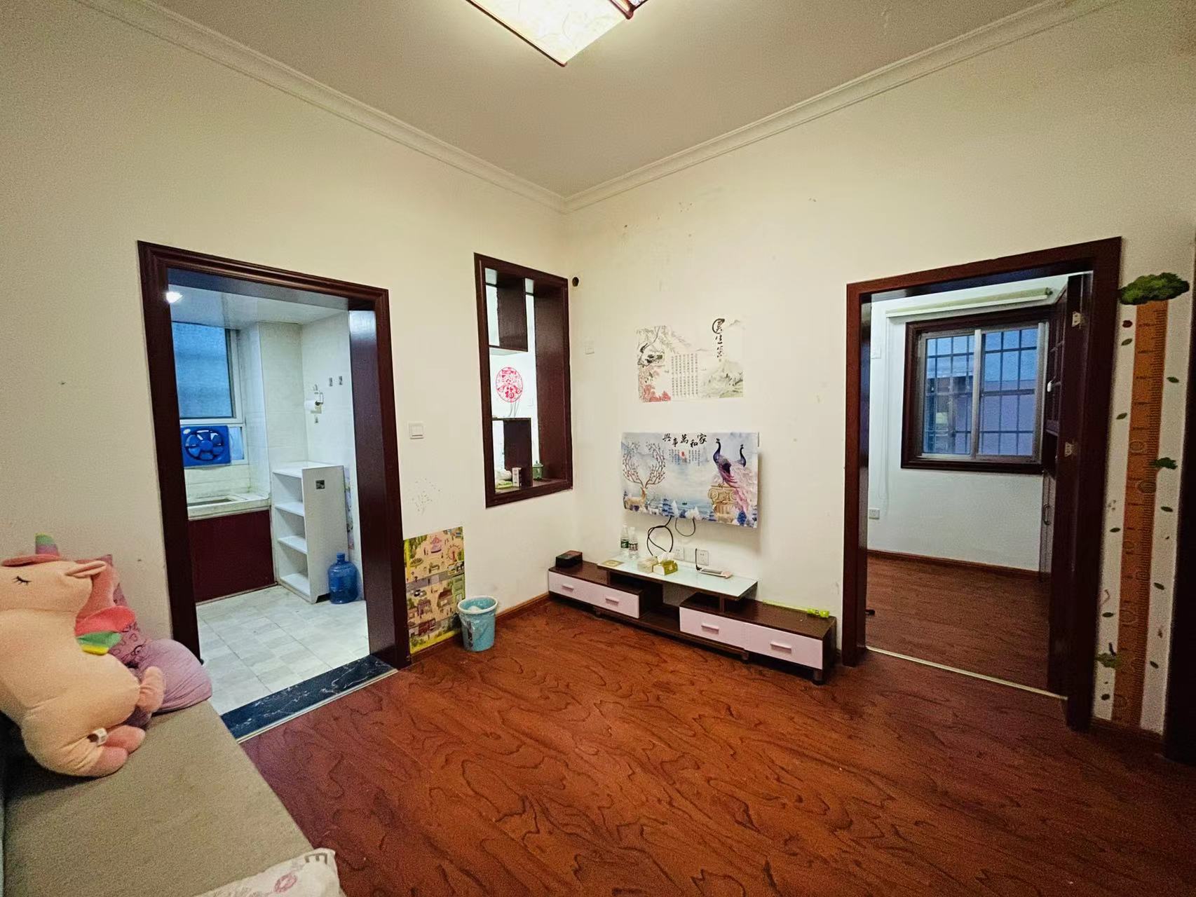 董家塅沿河三村 3室1厅1卫 32.0万 董家塅沿河三村 3室1厅1卫 32.0万客厅