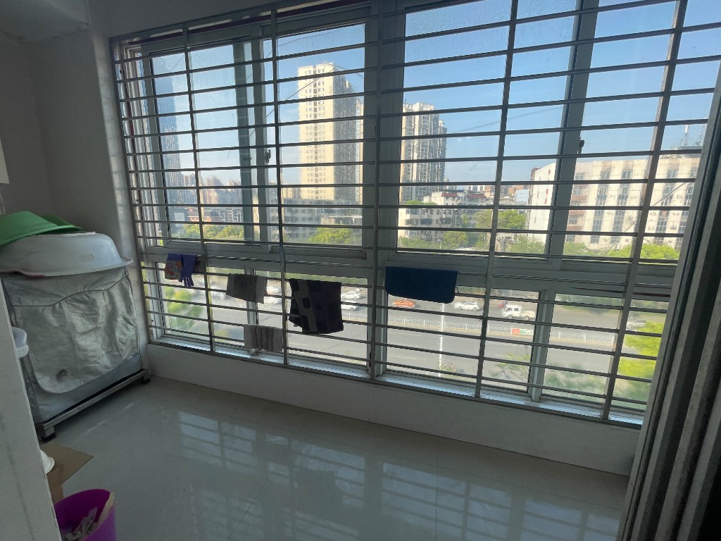 御景东方 2室2厅1卫 46.8万 御景东方 2室2厅1卫 46.8万客厅