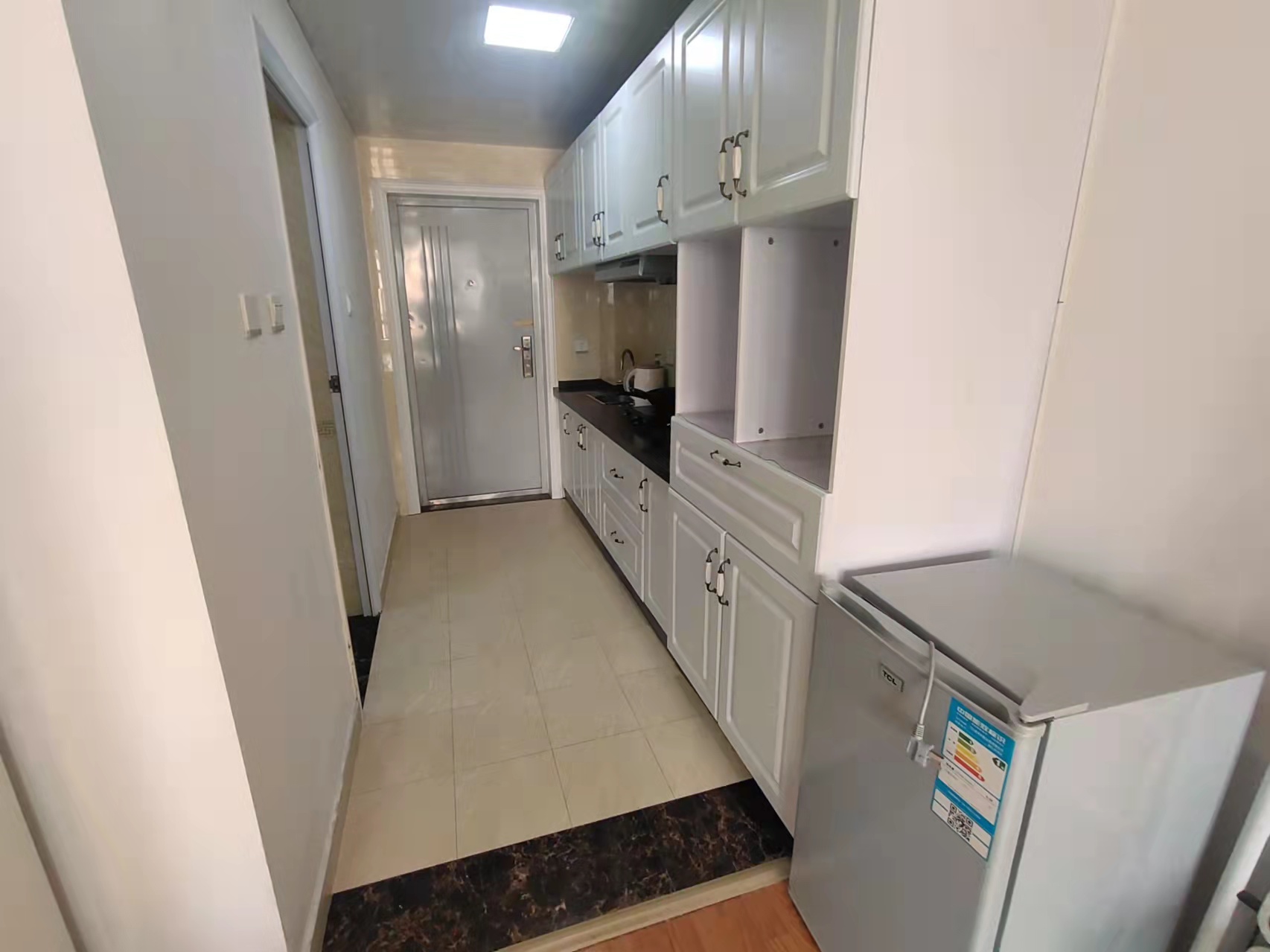 梓山湖公馆 1室1厅1卫 1400.0元/月 梓山湖公馆 1室1厅1卫 1400.0元/月室内图