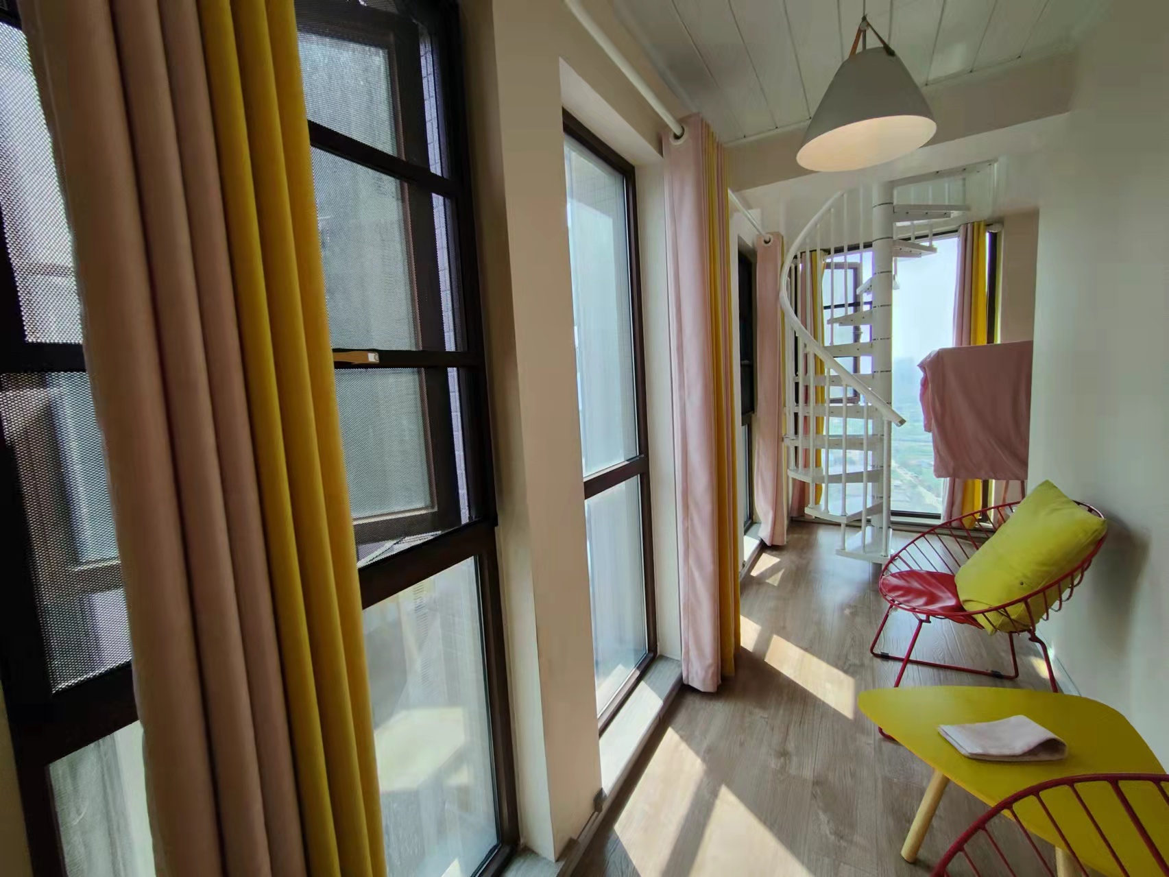 南湖半岛 2室1厅1卫 2800.0元/月 南湖半岛 2室1厅1卫 2800.0元/月室内图