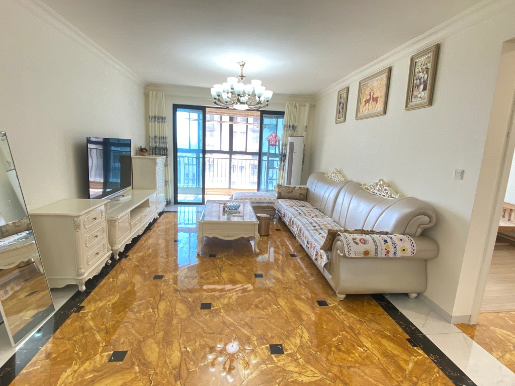 碧桂园 3室2厅2卫 2200.0元/月 碧桂园 3室2厅2卫 2200.0元/月室内图