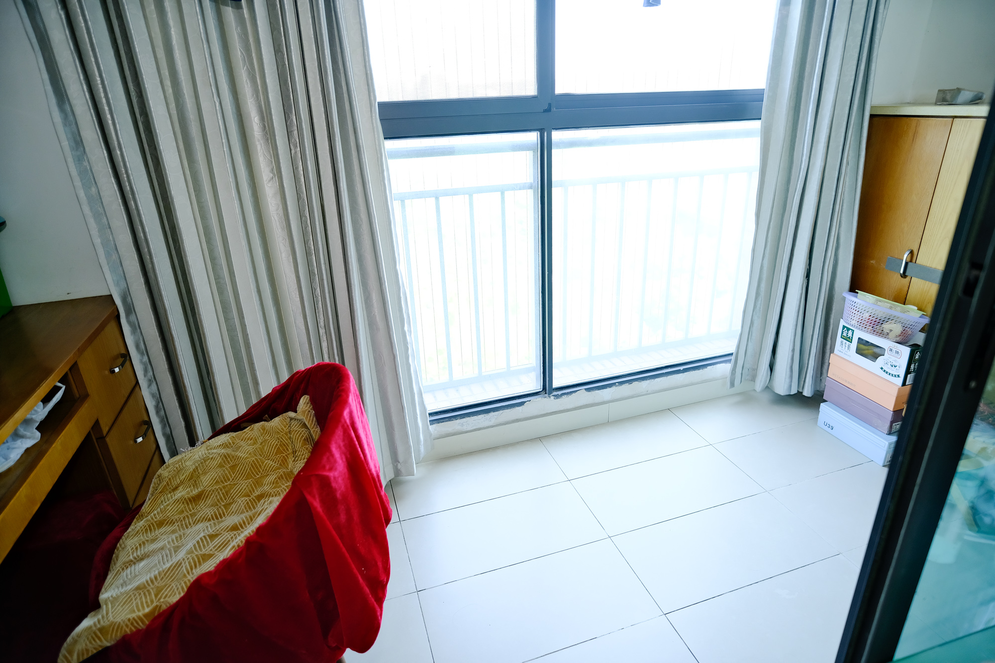 三一街区  3室2厅2卫   85.00万阳台