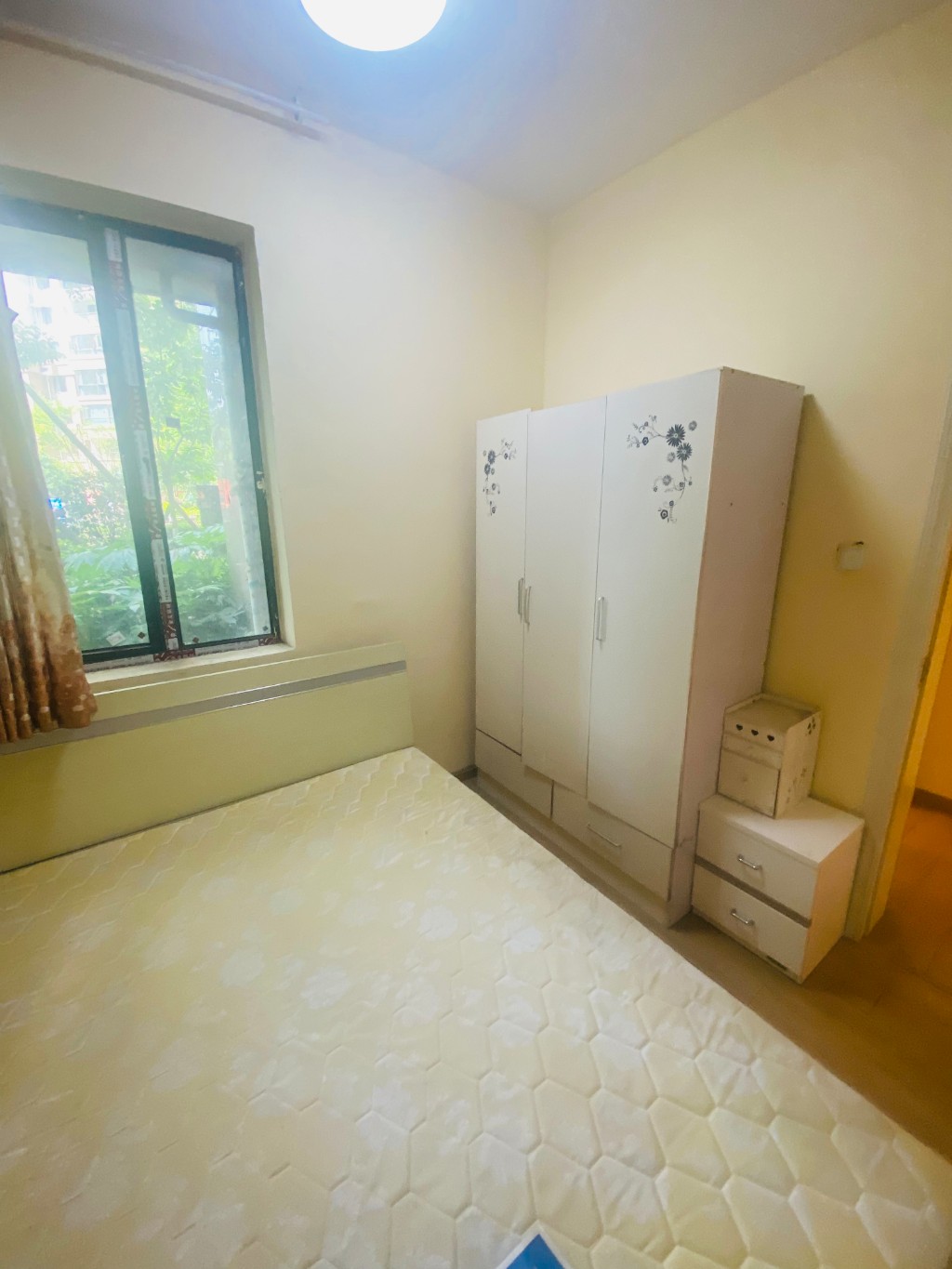 远大中央公园三期  3室2厅2卫   2000.00元/月室内图